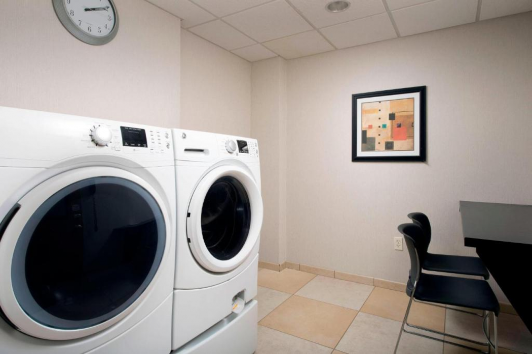 Fairfield Inn and Suites Miami Airport South 14/20