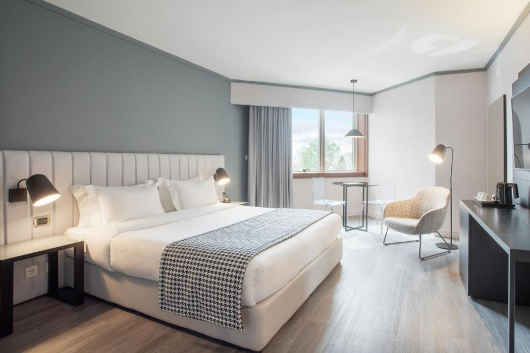 Room at HF FENIX PORTO, PORTO