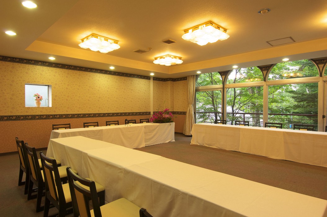 Kusatsu Skyland Hotel 58/100