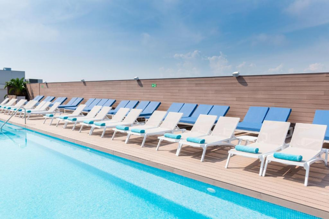 L Azure Hotel 28/64
