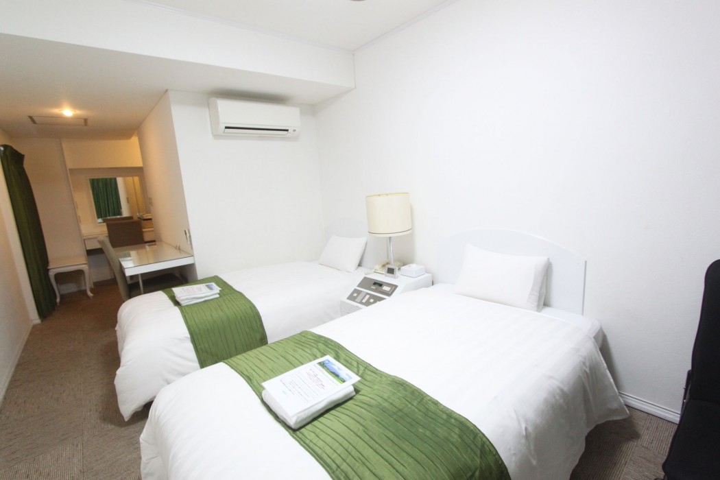High Set HOTEL SHIZUOKA Inter 32/73