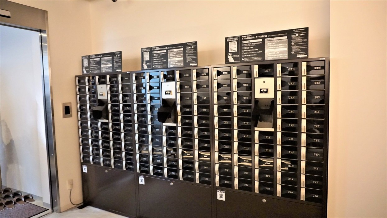 Capsule Hotel Astil Dotonbori 28/68