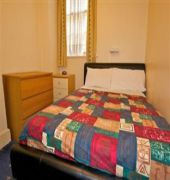 Henry's Townhouse 13/53