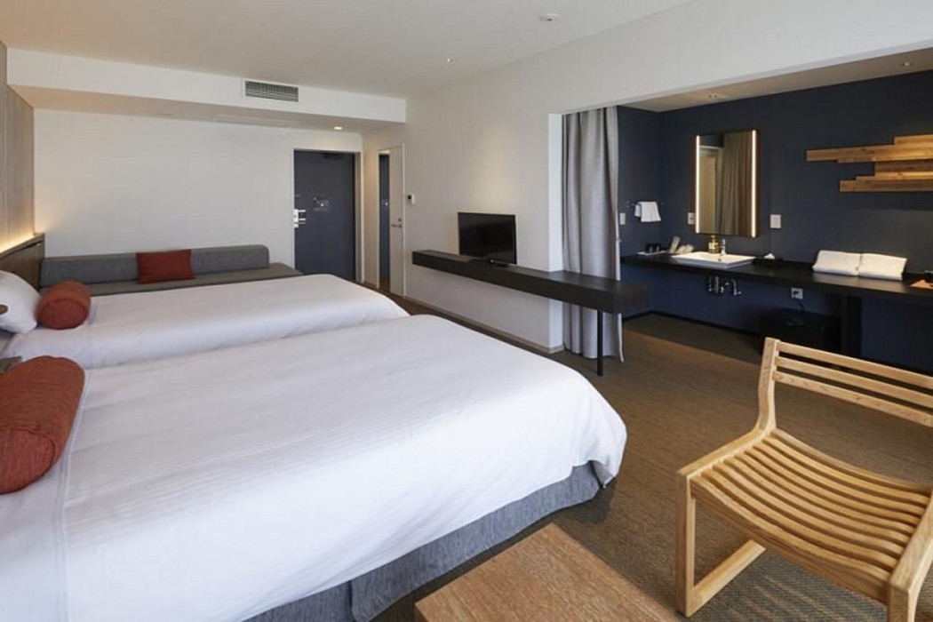 HOTEL ROTTERDAM Huis Ten Bosch 19/60