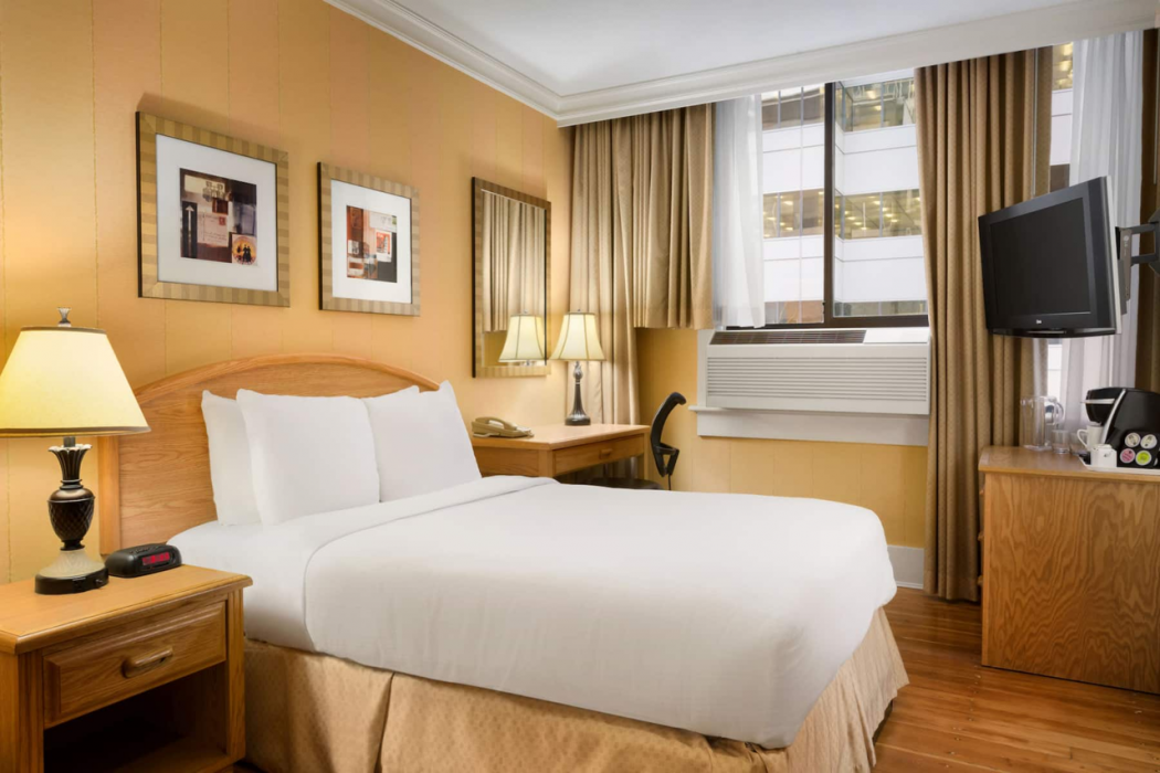 Days Inn By Wyndham Vancouver Downtown 13/32