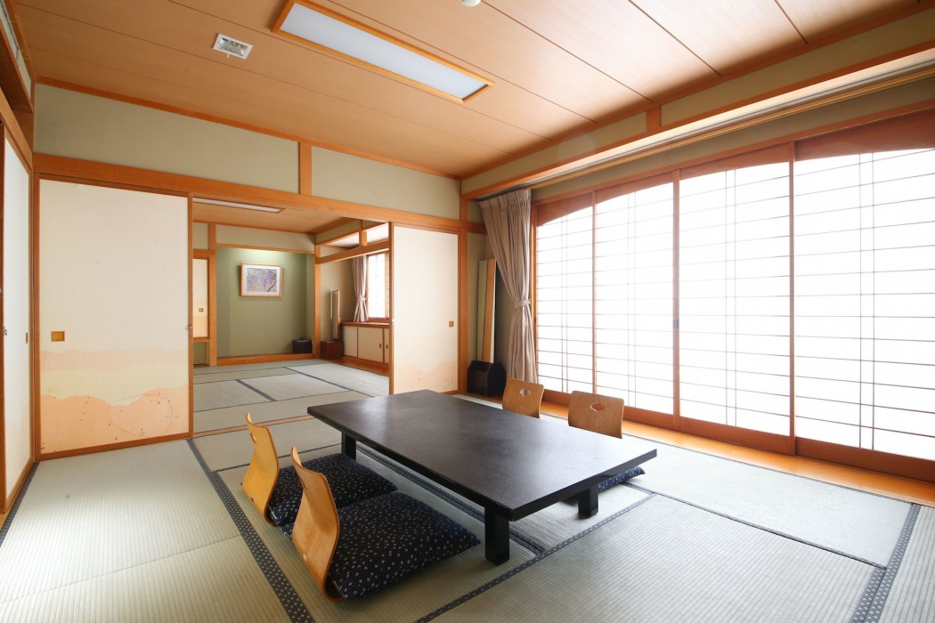 Ashiwada Hotel 13/26