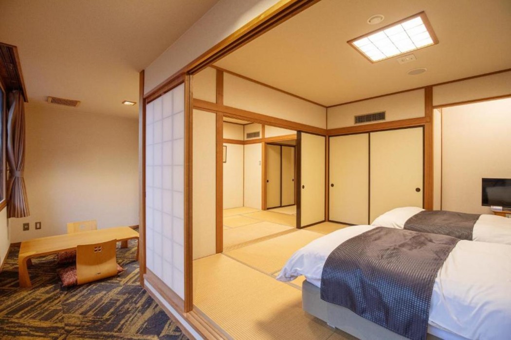 Motosu Phoenix Hotel 13/76