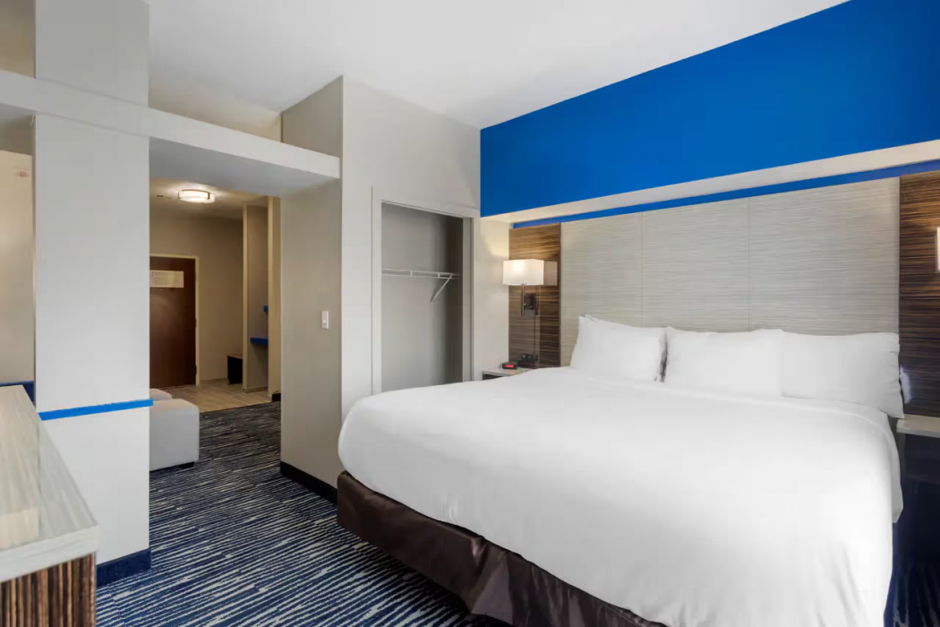 Comfort Inn & Suites Memphis East 8/15