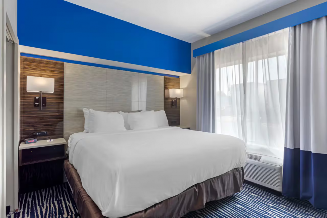 Comfort Inn & Suites Memphis East 11/15