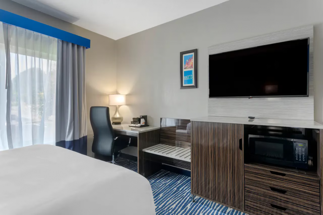 Comfort Inn & Suites Memphis East 7/15