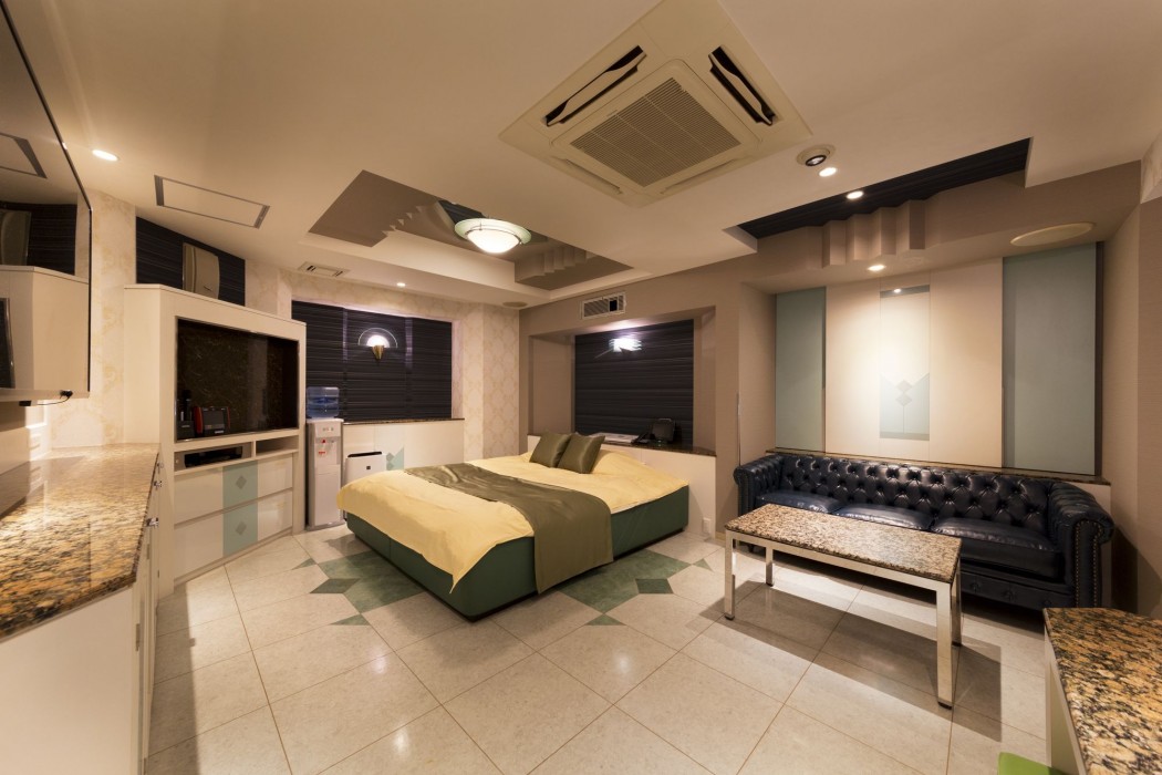 Hotel Noblesse 7/25