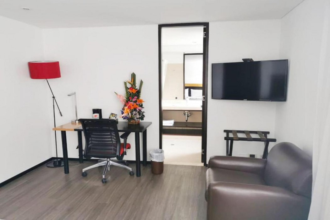 Madisson Inn Hotel Luxury by GEH Suites 4/20