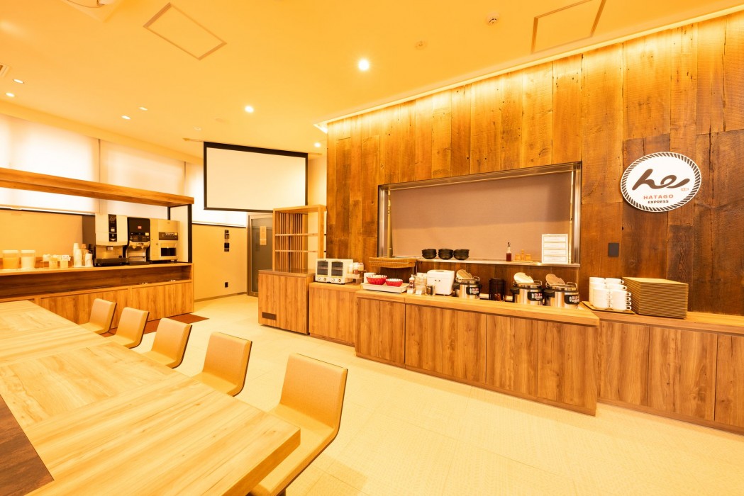 Global Cabin Yokohamachukagai 24/69