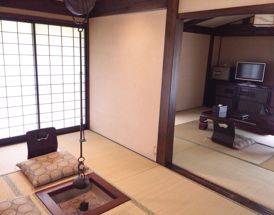 Irori Yado Hidaya 40/77