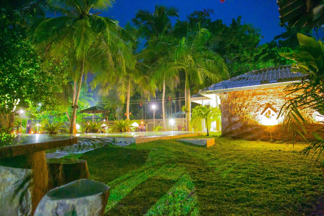 Pavana Hotel 30/63