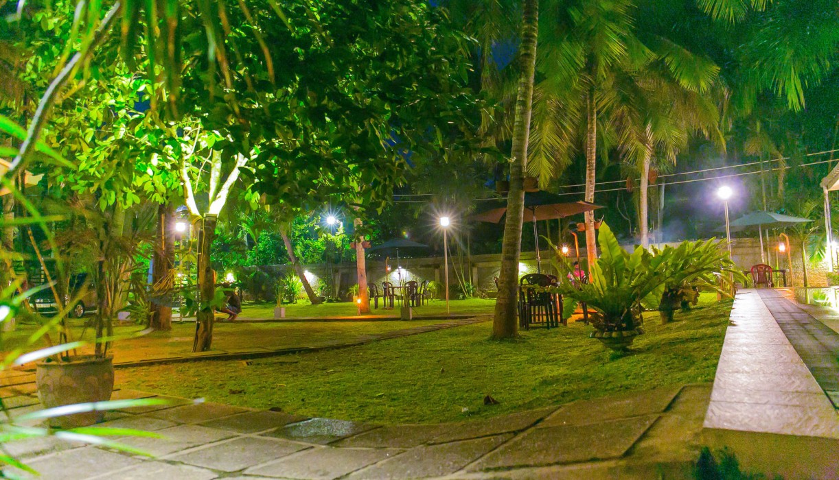 Pavana Hotel 32/63