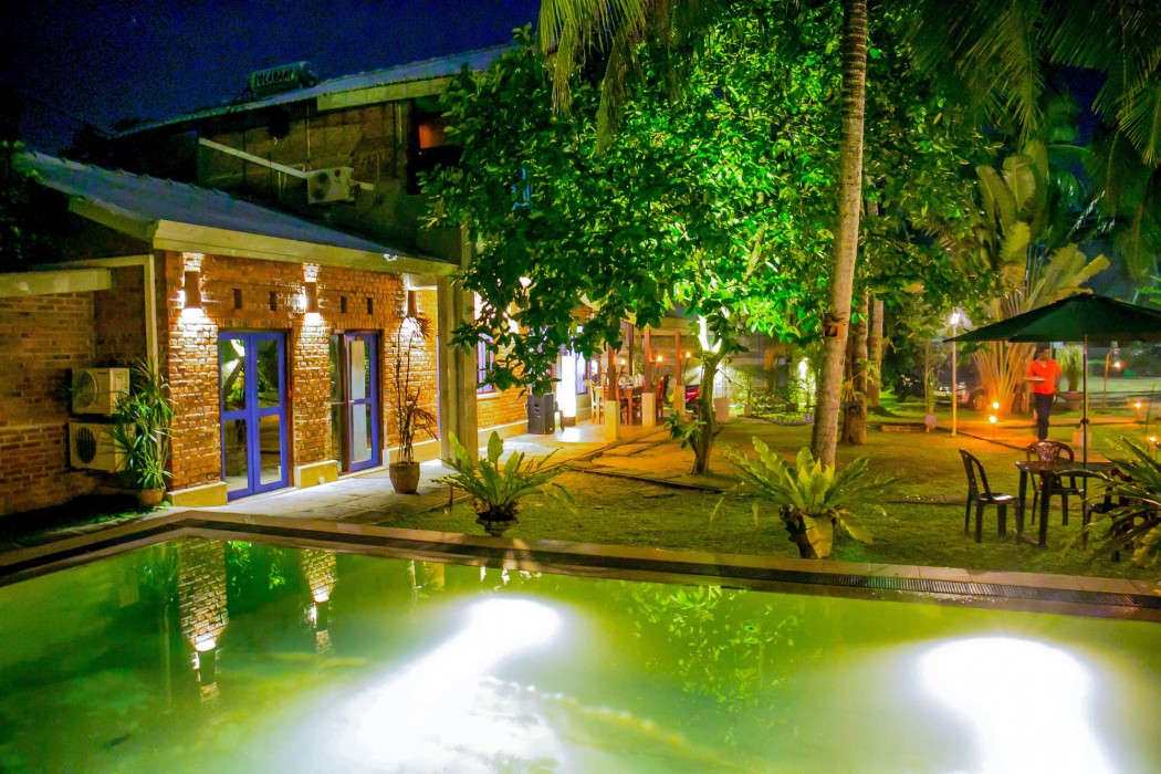 Pavana Hotel 39/63