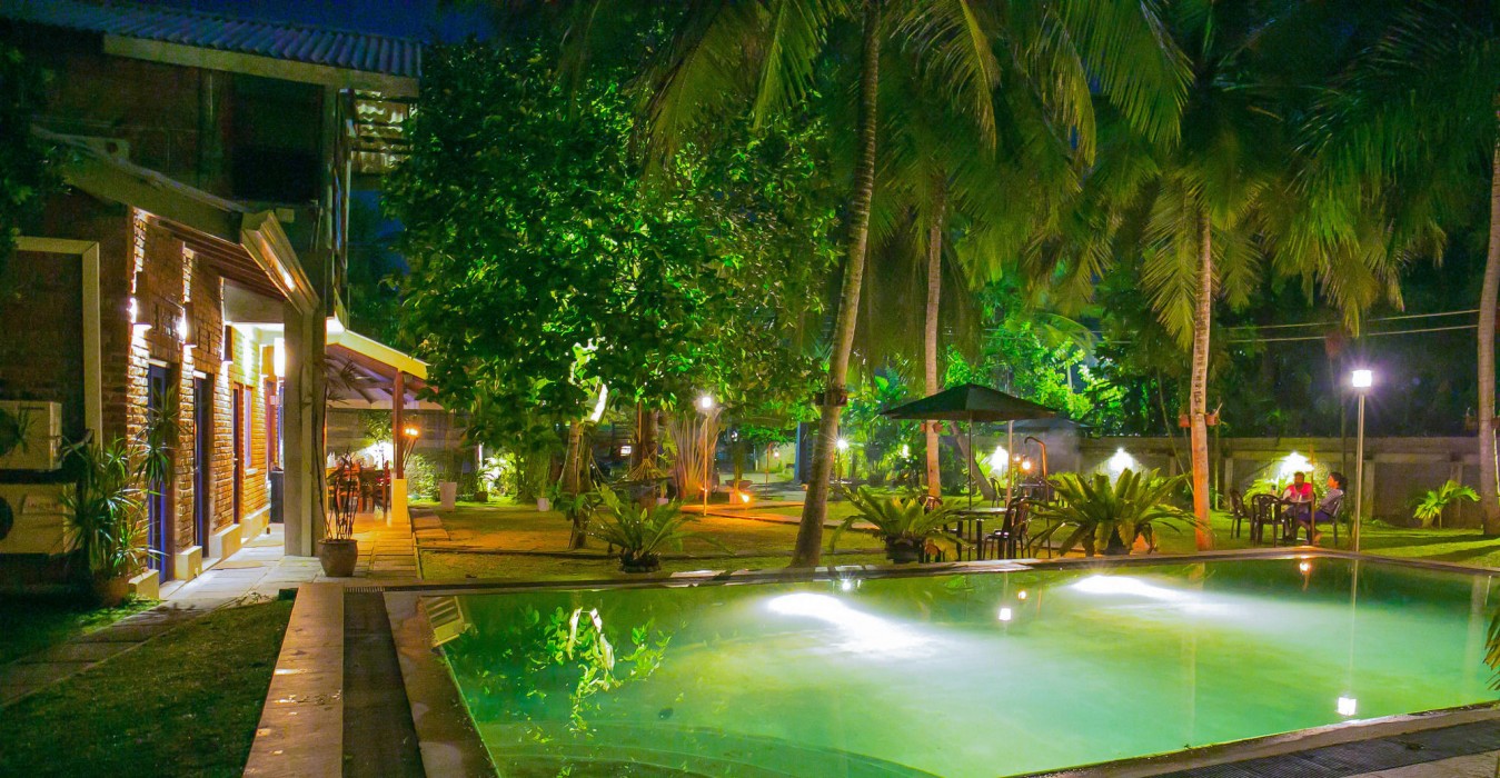 Pavana Hotel 41/63