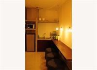 Hostel At Galle Face 8/27