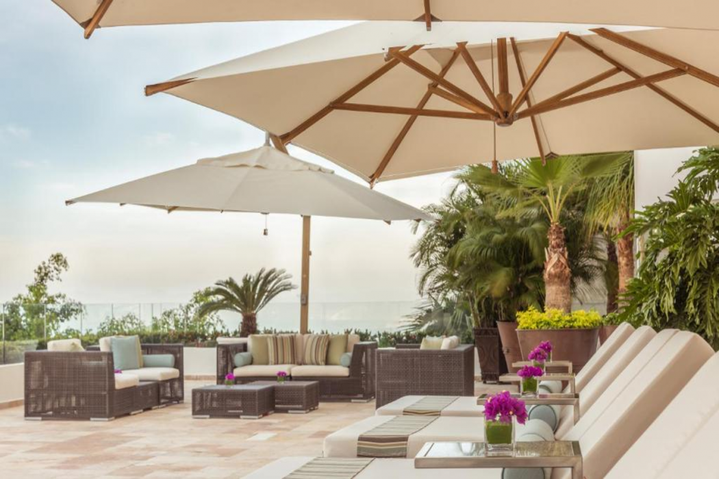 Grand Miramar All Luxury Suites and Residences 18/34