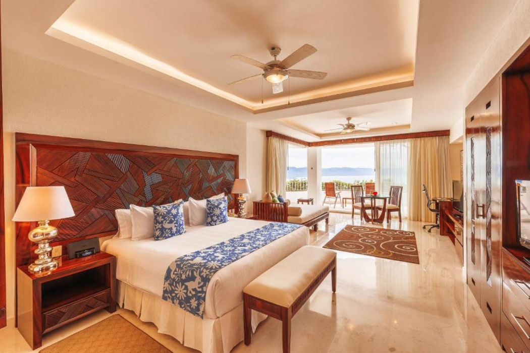 Grand Miramar All Luxury Suites and Residences 14/34