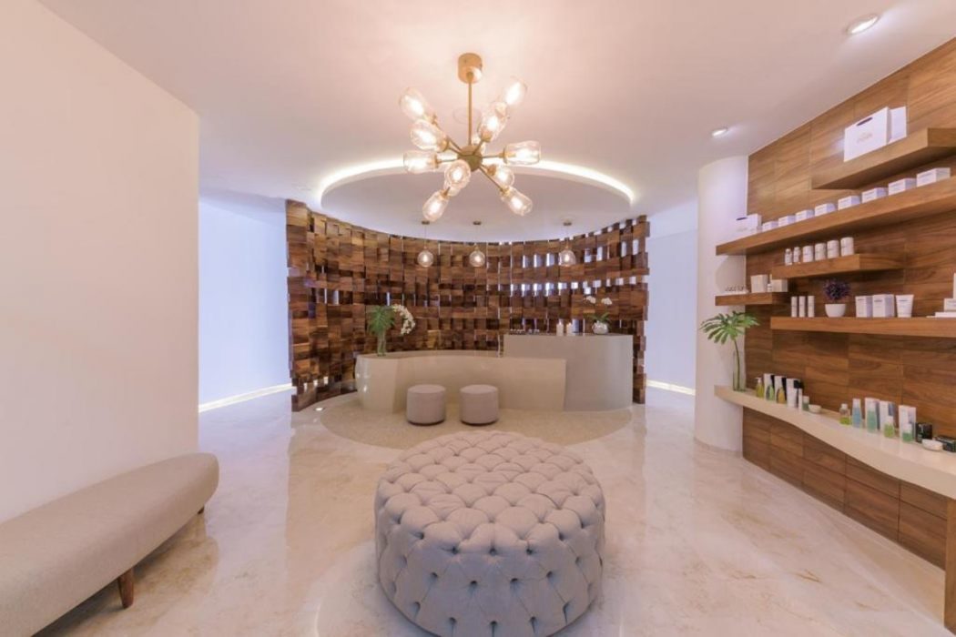 Grand Miramar All Luxury Suites and Residences 17/34