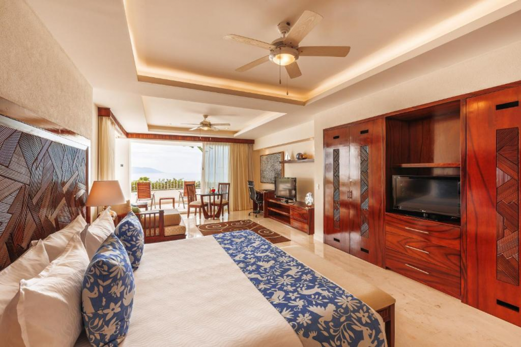 Grand Miramar All Luxury Suites and Residences 9/34