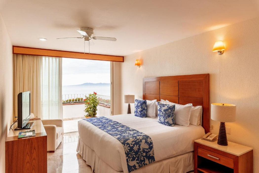 Grand Miramar All Luxury Suites and Residences 10/34