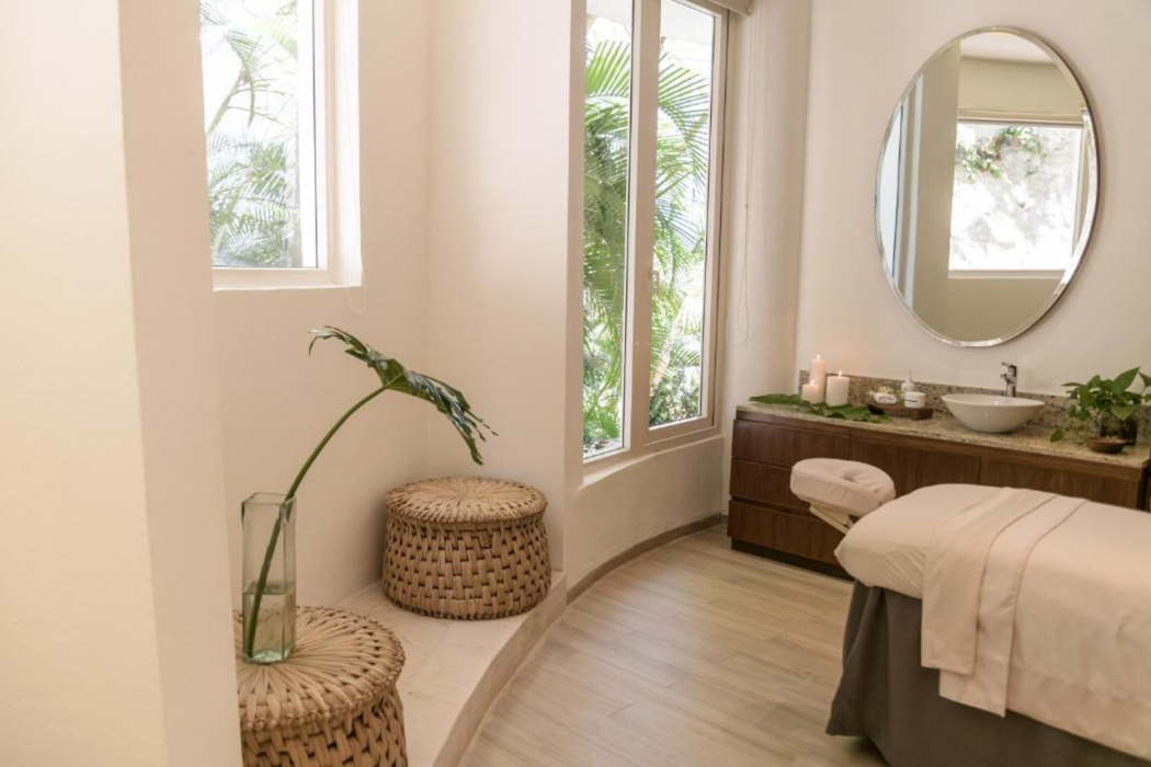 Grand Miramar All Luxury Suites and Residences 16/34