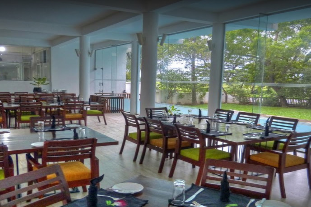 The Rain Tree Hotel 18/38