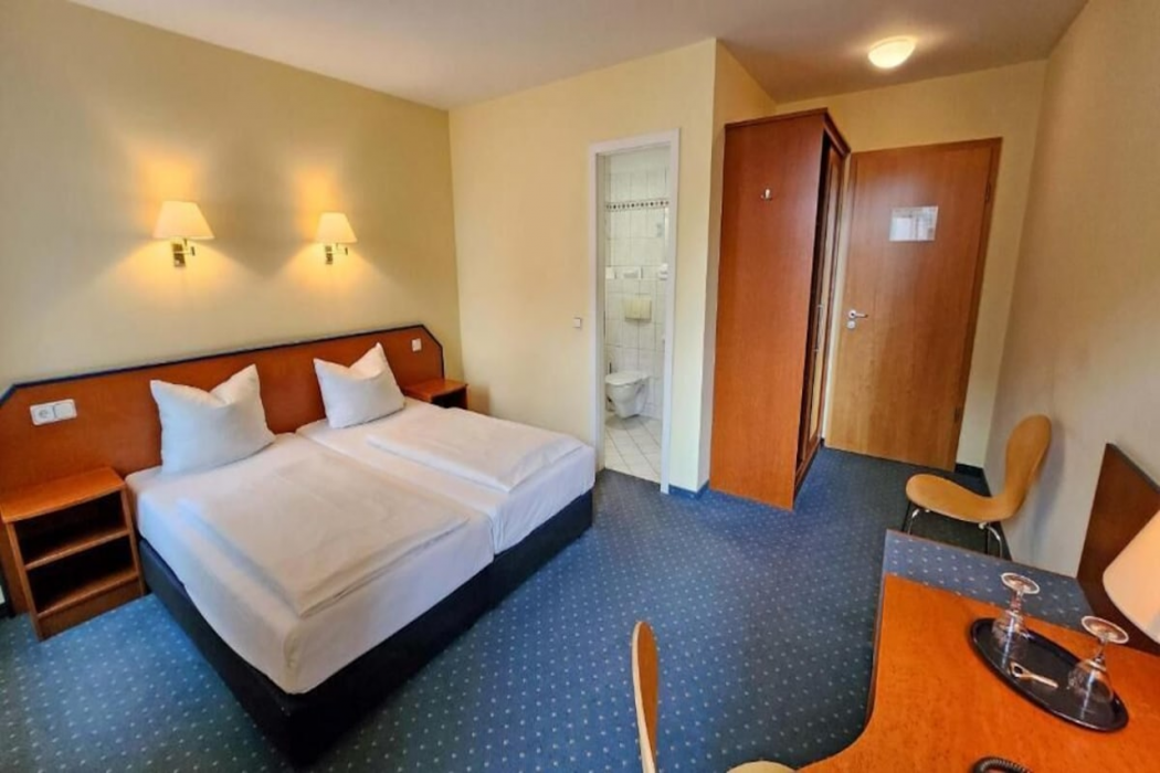 Hotel Amadeus Dresden Neustadt 8/25
