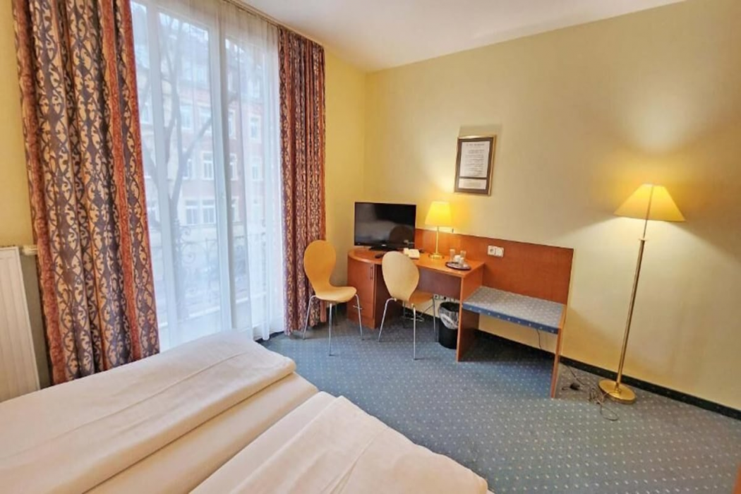 Hotel Amadeus Dresden Neustadt 9/25