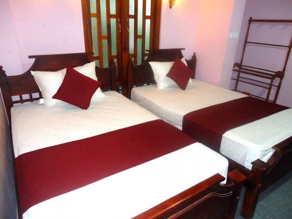 Layathraa Hotel And Restaurant photo3