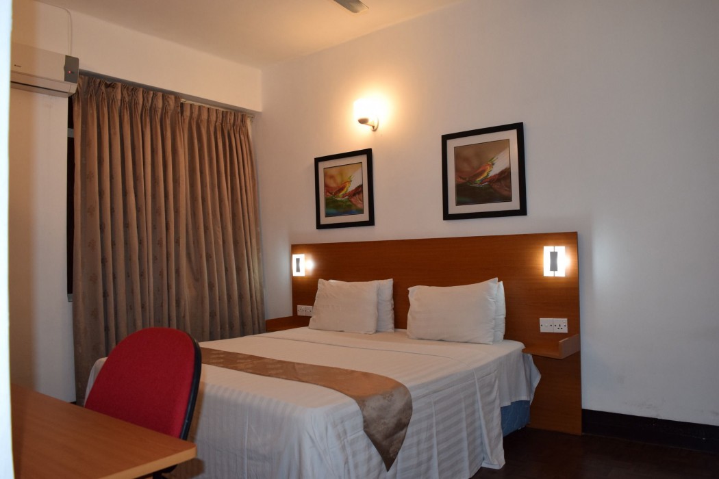 Tropic Inn photo2