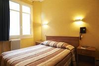 Hotel Le Petit Duquesne 17/38