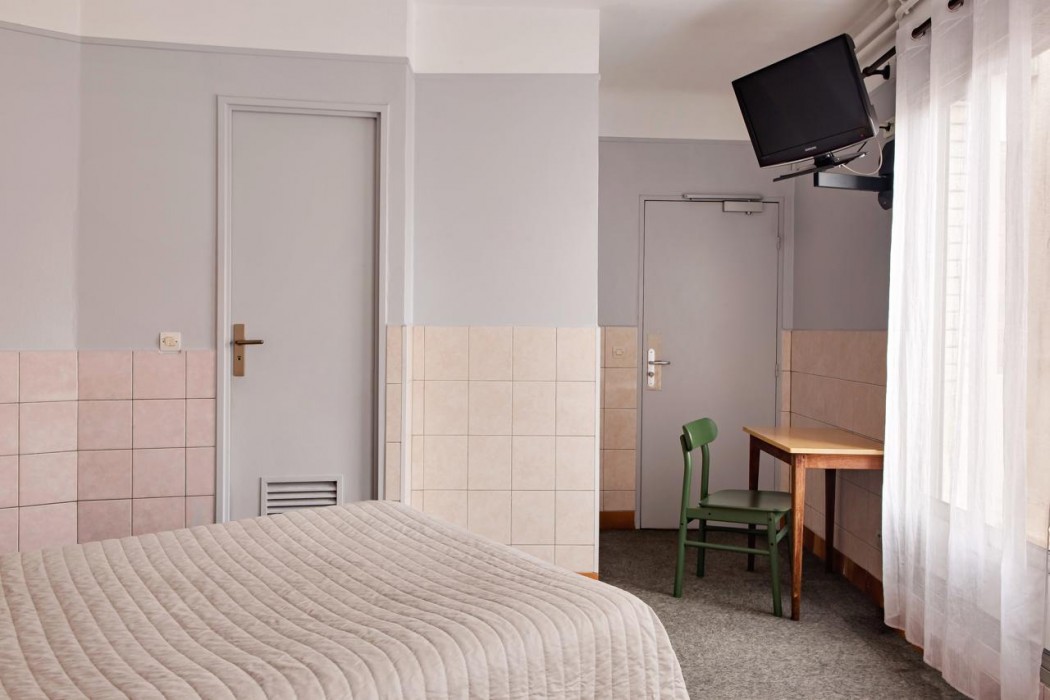 Hotel de la Comete 15/100