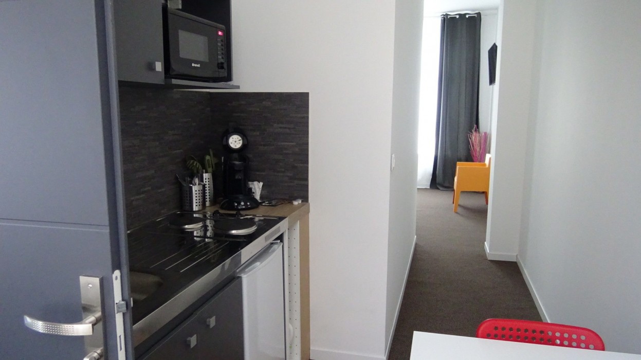 Nationale Apparthotel 37/71