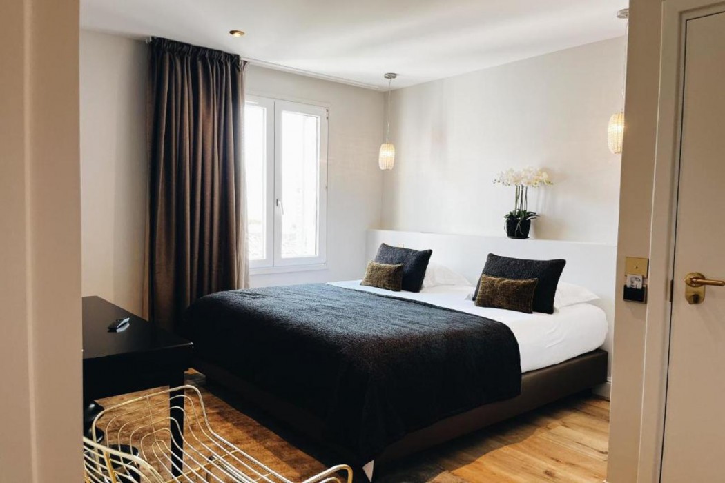Hotel San Carlu Citadel 11/60