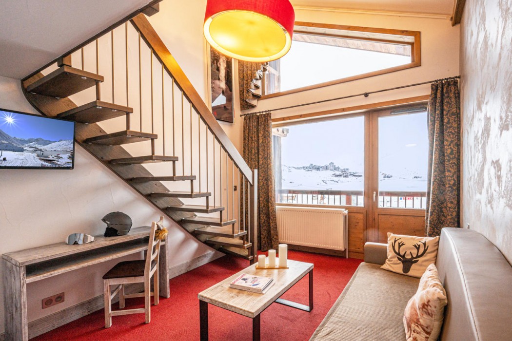 Aiguille Percee Hotel Restaurant 36/74