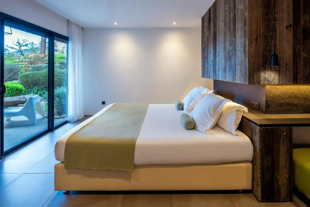 Mariosa Hotel 15/65