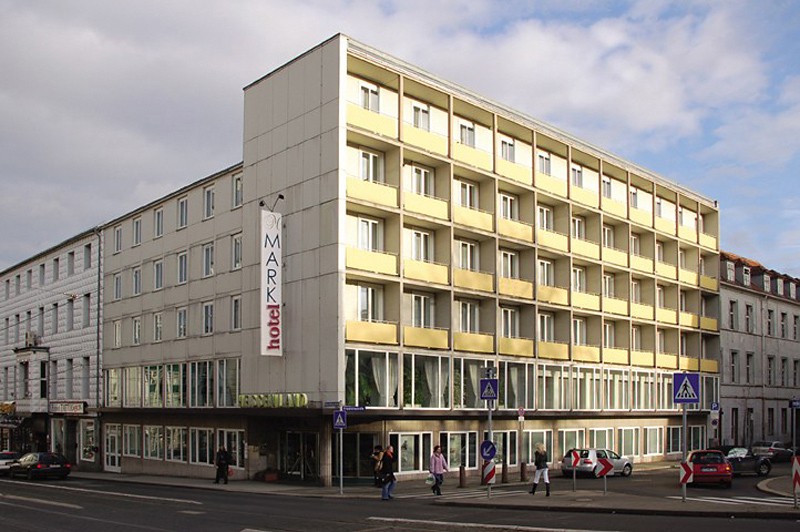 Hessenland Hotel by Stay Awesome 2/11