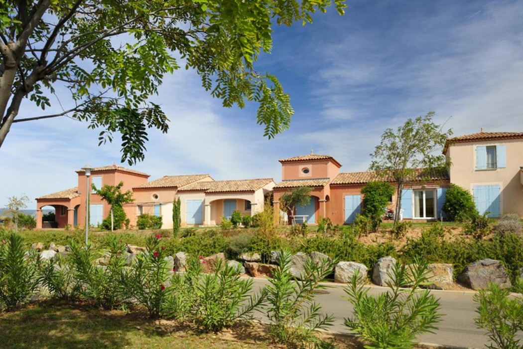 Residence Vacanceole Port Minervois / Les Hauts du lac in Homps (Aude)
