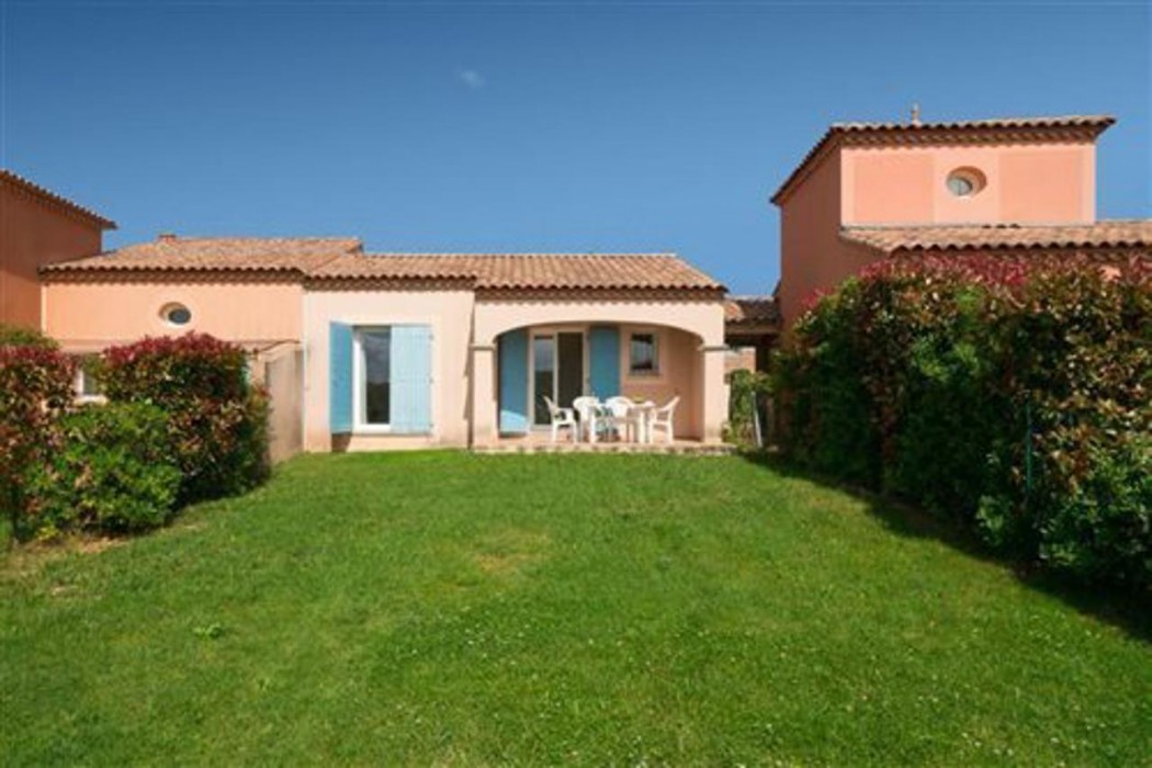 Residence Vacanceole Port Minervois / Les Hauts du lac in Homps (Aude)