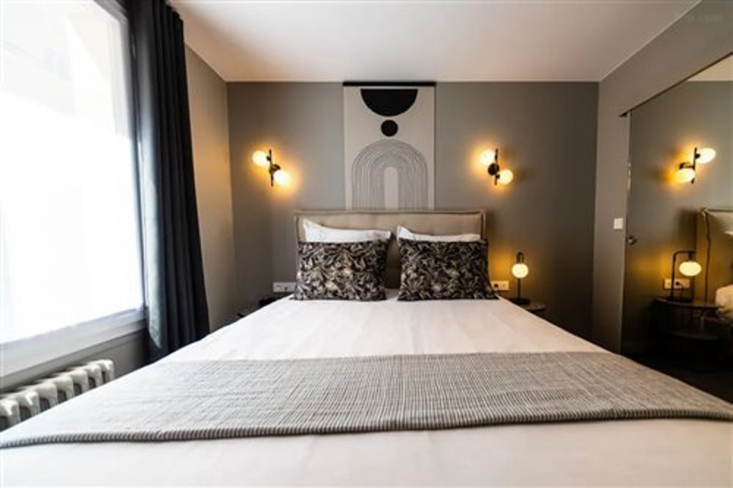 Hotel Paulette 11/54