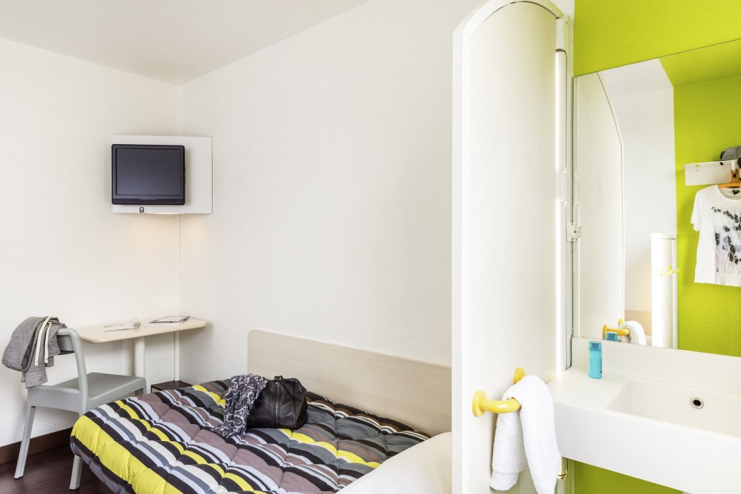 Hotelf1 Plaisir 37/80