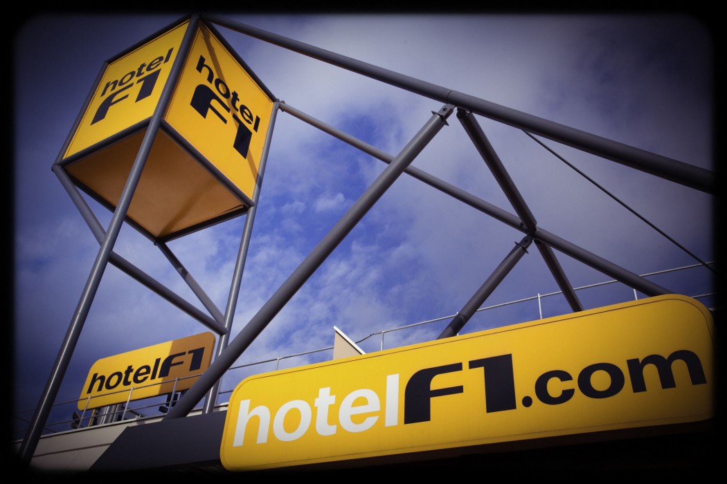 Hotelf1 Plaisir 48/80
