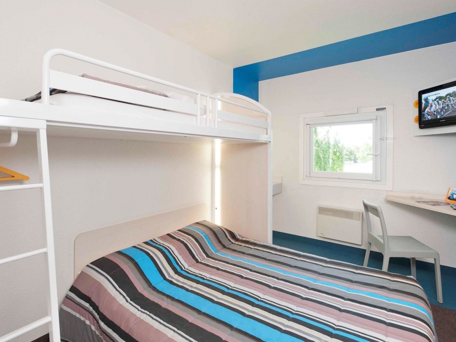 Hotelf1 Plaisir 43/80