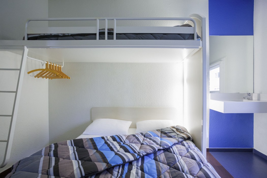 Hotelf1 Plaisir 30/80
