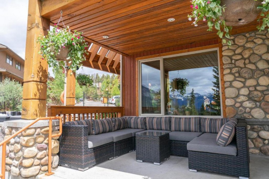 Hidden Ridge Resort 35/73