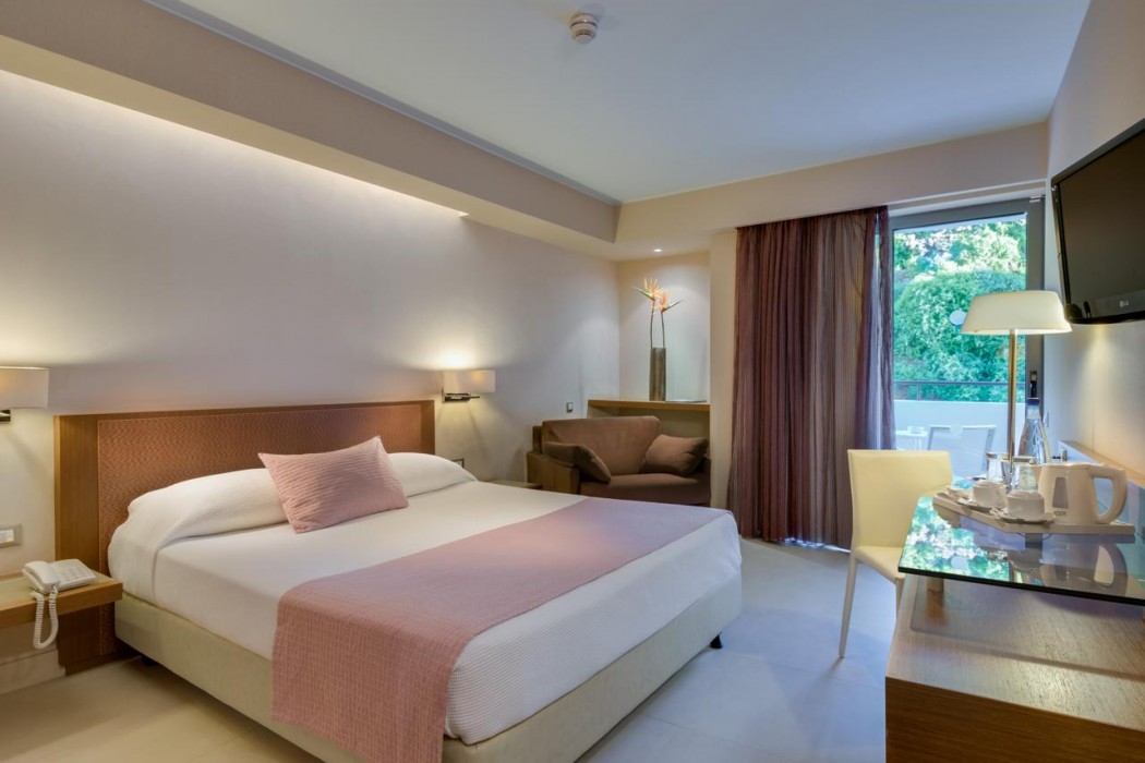 Olympic Palace Resort Hotel and Convention Center 17/97